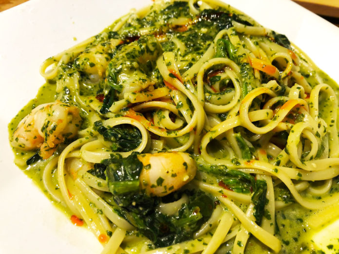 【ワイン食堂ペコリーノ】特別に作ってもらったエビのジェノベーゼパスタ【※期間限定ランチ※】