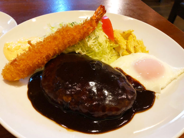【洋食屋ボンルポ】エビフライがおまけで付いてきた国産和牛ハンバーグ&目玉焼き