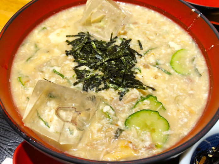 【石屋】夏になると期間限定で現れる冷や汁がサッパリしていて美味しい