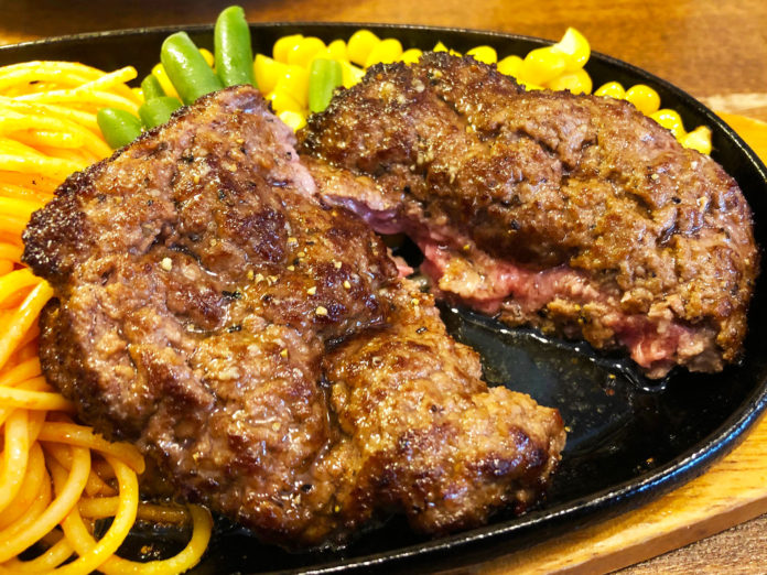 【ビア&レストラン アイル】結局毎回同じハンバーグステーキを頼んでしまう😋