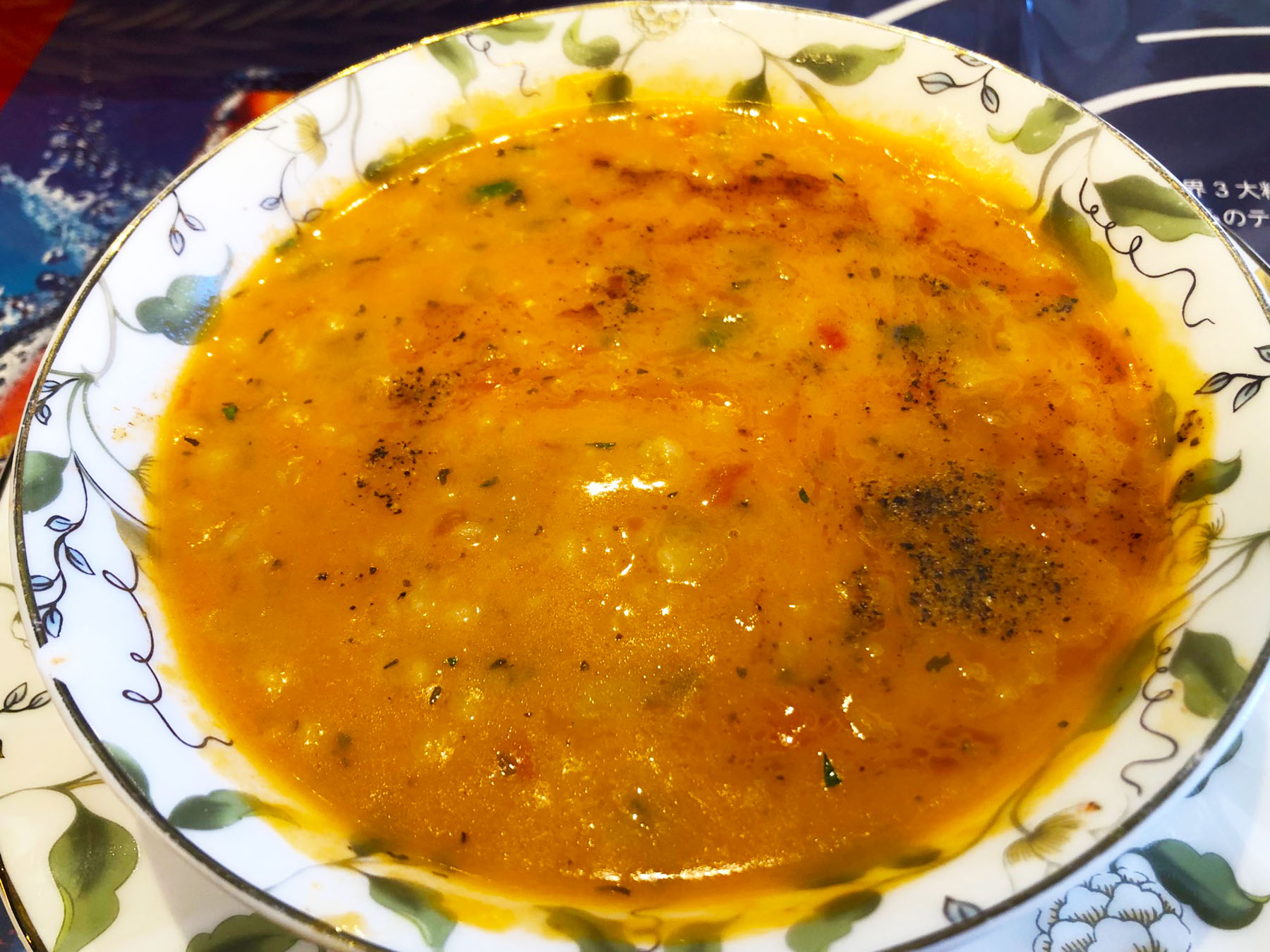 トルコ料理アセナ・ランチのスープ