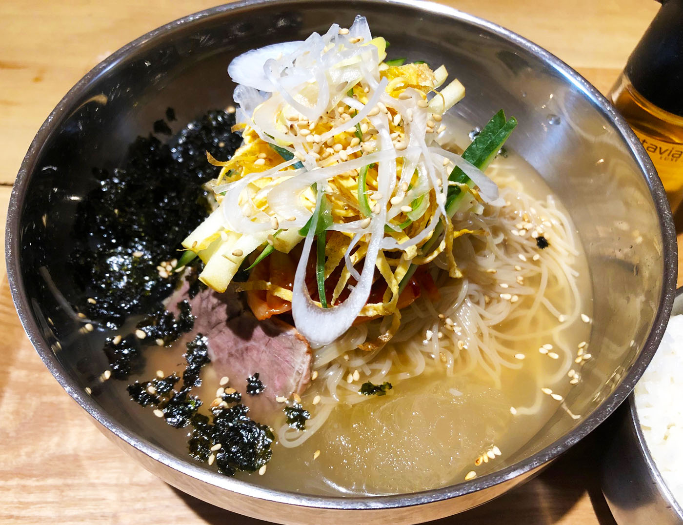 韓国料理店「韓情」の冷麺