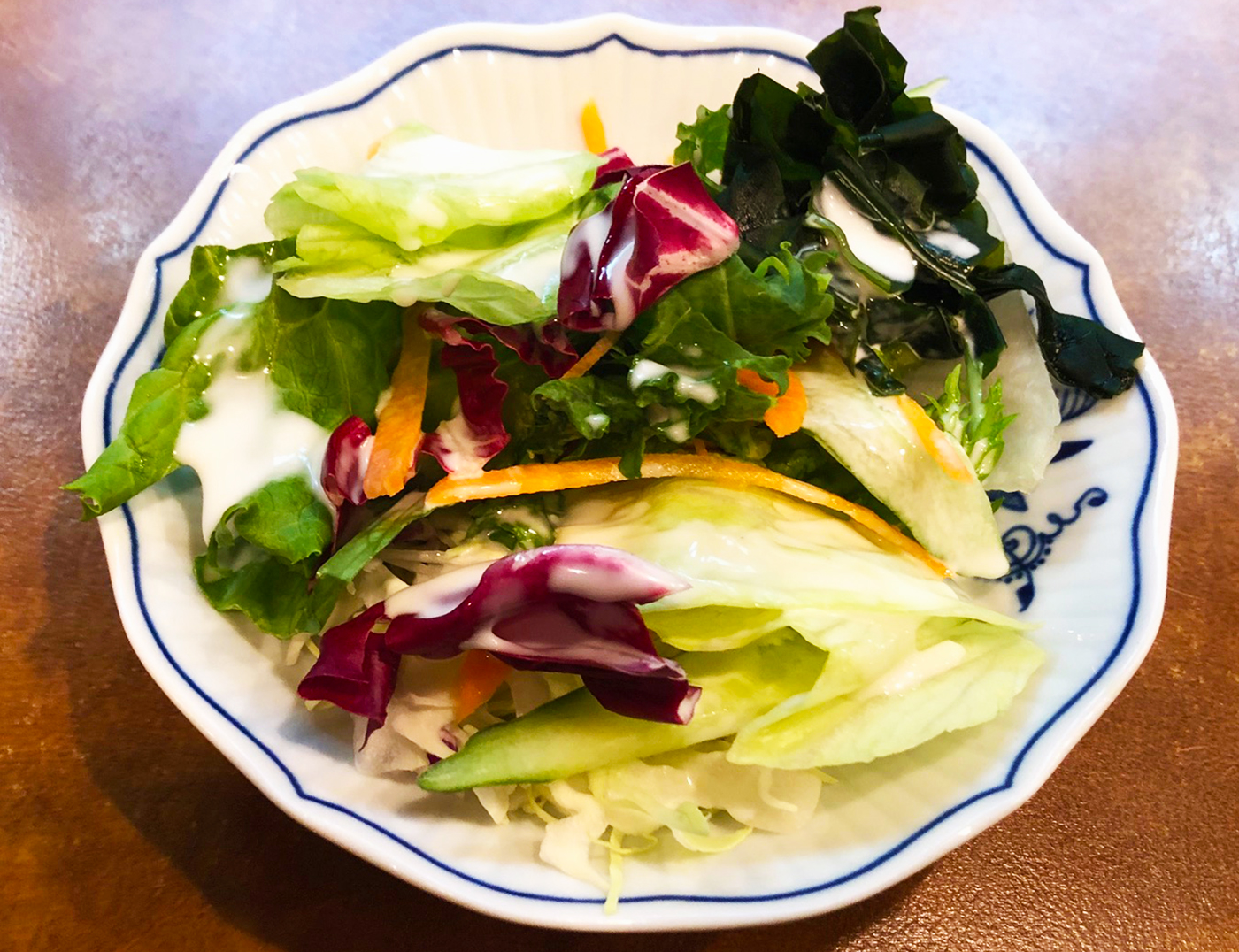 浦和の洋食屋・ランチのサラダ