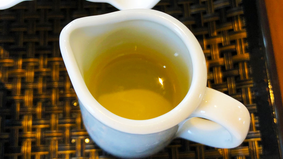 彩湖・山椒オイル - 浦和ランチ 彩湖・味変に使う山椒のオイル